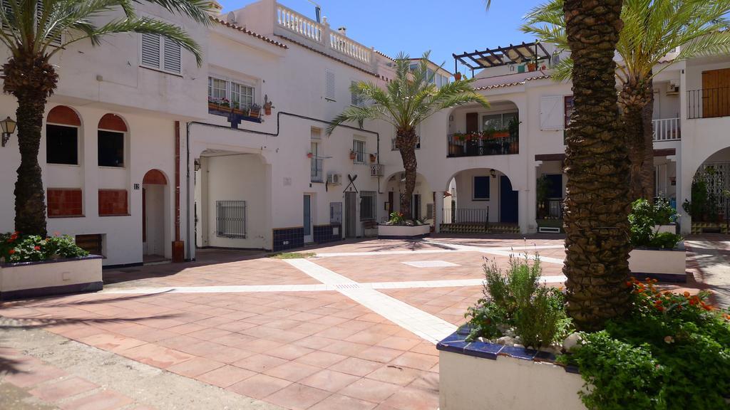 Mini Apartamento Port Aiguadolc Sitges Buitenkant foto